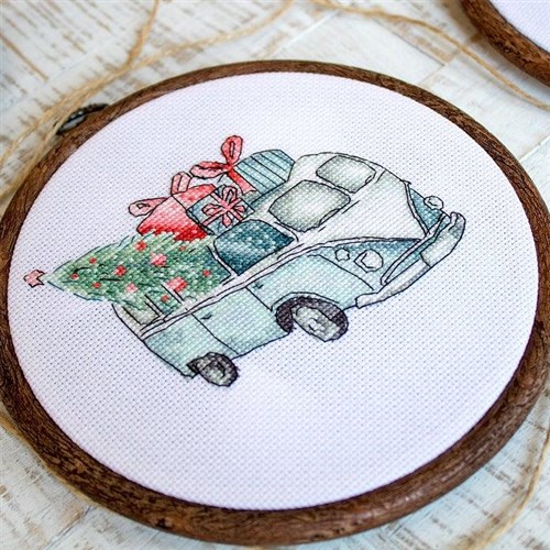 Christmas Retro Cars Cross Stitch Kit