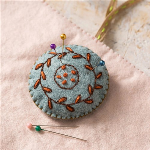 Felt Sewing Roll Craft Kit