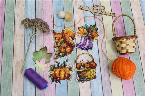 Autumn Magnet Plastic Canvas Cross Stitch Kit