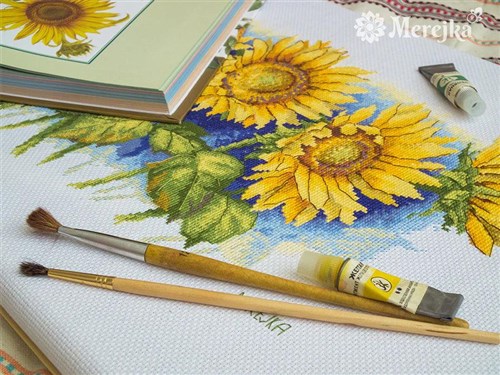 Bright Sunflowers Cross Stitch Kit