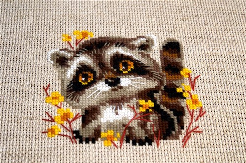 Little Raccoon Cross Stitch Kit