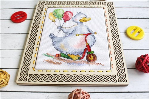 Towards Holiday Cross Stitch Kit
