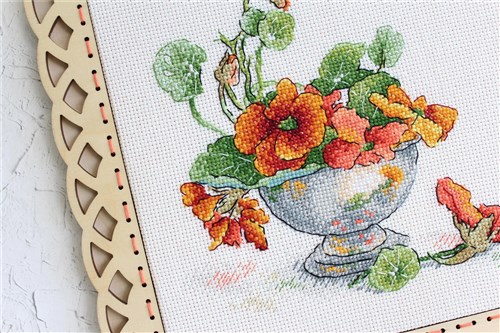 Nasturtium Cross Stitch Kit