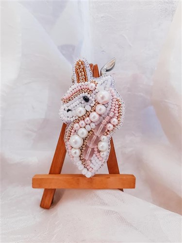Unicorn Brooch Beadwork Kit