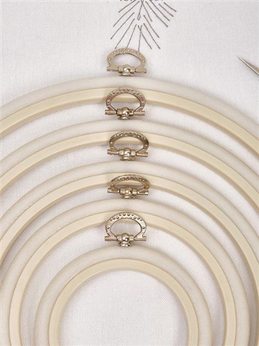 Round Flexi Hoop Nurge - White