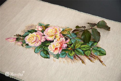 Vintage Roses K-67A Counted Cross-Stitch Kit