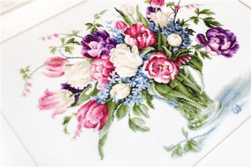 Tulips Cross Stitch Kit
