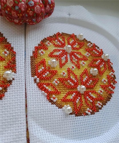 Amber Ornament - Plastic Canvas Cross Stitch Kit
