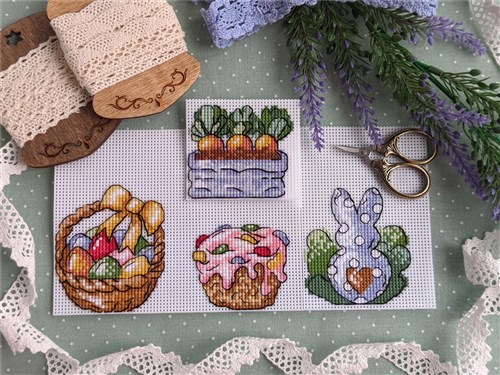Easter Magnets Plastic Canvas Cross Stitch Kit