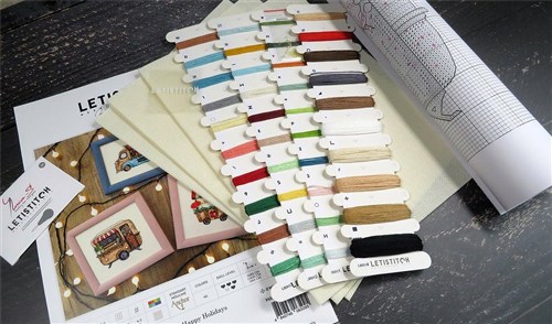 Counted Cross Stitch Kit Happy Holidays L8001
