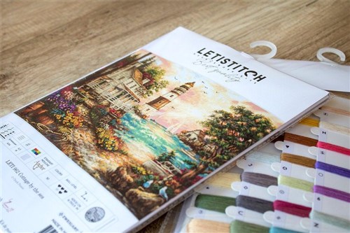 Counted Cross Stitch Kit Cottage by the sea Leti962
