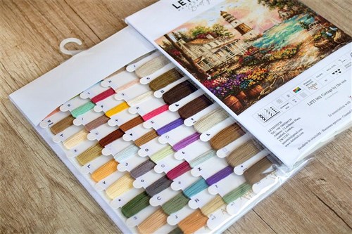 Counted Cross Stitch Kit Cottage by the sea Leti962