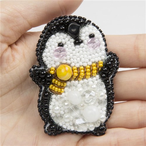 BP-297C Beadwork kit for creating brooch Crystal Art "Penguin"