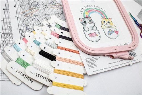 Let's make friends! L8043 Counted Cross Stitch Kit