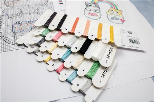 Let's make friends! L8043 Counted Cross Stitch Kit