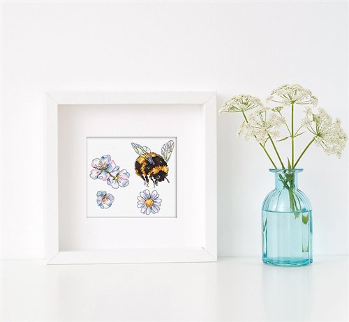 Furry Bumblebee L8820 Counted Cross Stitch Kit