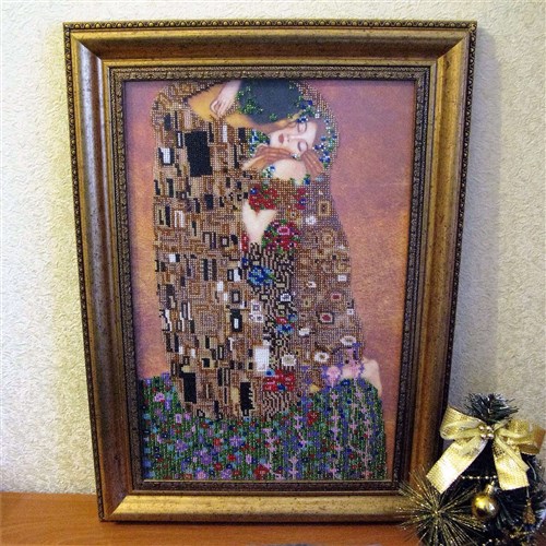 Main Bead Embroidery Kit The kiss AB-073
