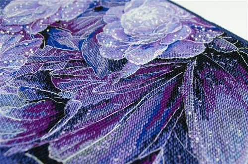 Counted Cross-stitch kit - Colors of the night AH-165