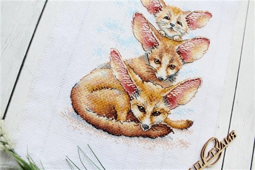 Fennec Fox Family SM-509 Counted Cross Stitch Kit