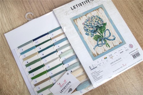Counted Cross Stitch Kit BLUE II Leti973