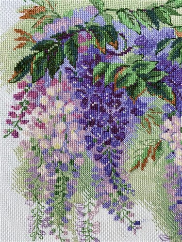 Wisteria R1672 Counted Cross Stitch Kit