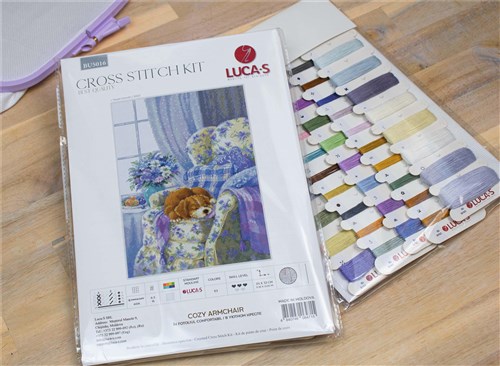 Cozy Armchair BU5016L Counted Cross-Stitch Kit