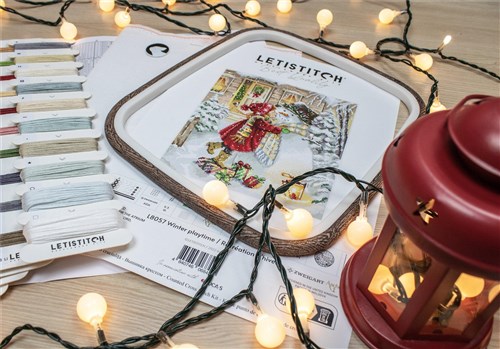Winter playtime L8057 Counted Cross Stitch Kit