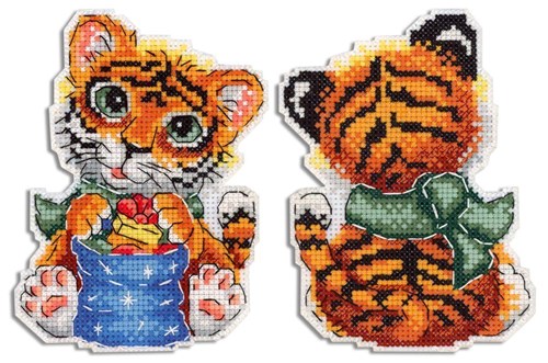Christmas Tree Ornament. Baby Tiger P-588 Plastic Canvas Counted Cross Stitch Kit