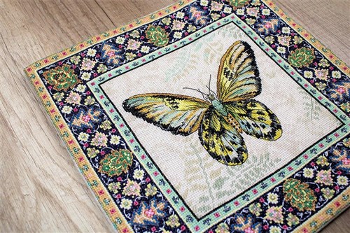 Counted Cross Stitch Kit Vintage Butterfly Leti981