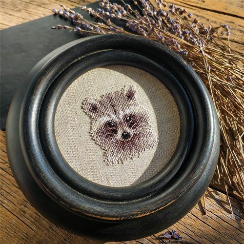 Animal Portraits. Raccoon 0-208 Counted Cross-Stitch Kit
