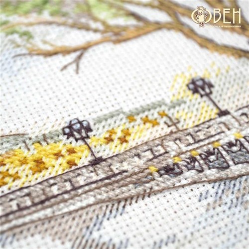 Autumn in Paris 1044 Counted Cross Stitch Kit