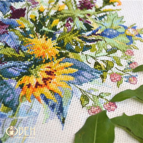 Bouquet with dandelions 1072 Counted Cross Stitch Kit