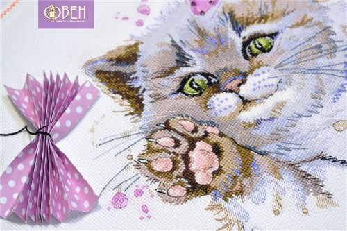 Cutie 1137 Counted Cross Stitch Kit