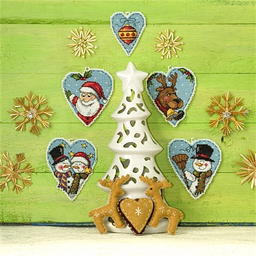 Counted cross stitch kit with plastic canvas "Hearts" set of 5 designs 7629