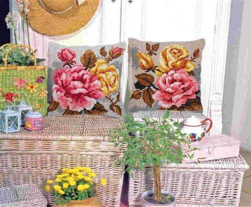 Needlepoint Cushion Kit  "Roses on the grey background" 9356