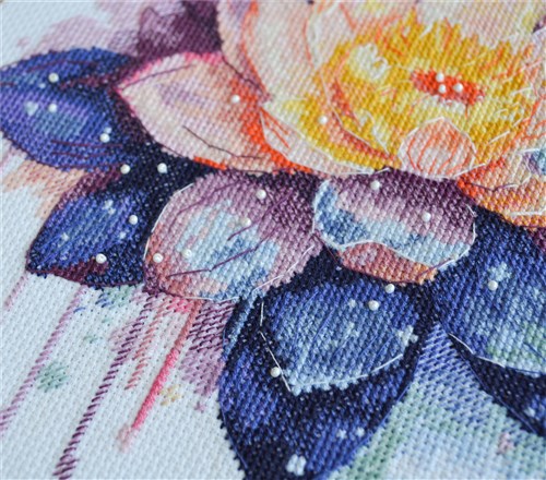 Cross-stitch kits - Shining lotus