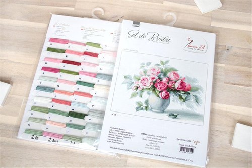 Etude with Roses B2280L Counted Cross-Stitch Kit