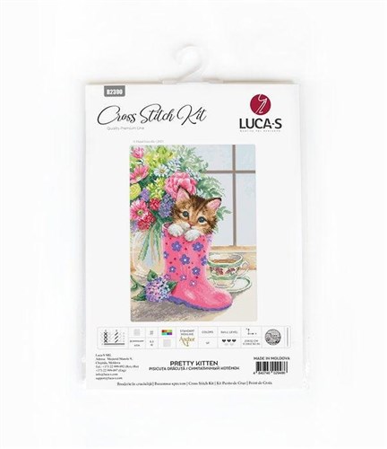 Pretty kitten B2390L Counted Cross-Stitch Kit