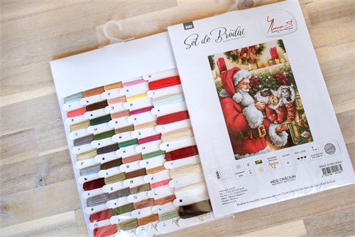 Santa Claus B602L Counted Cross-Stitch Kit