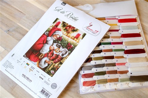 Santa Claus B602L Counted Cross-Stitch Kit