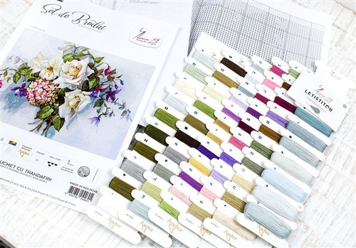 Bouquet with Roses BA2363L Counted Cross-Stitch Kit