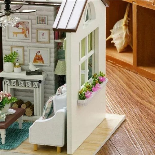 Miniature Wizardi Roombox Kit - Christmas Eve Dollhouse Kit