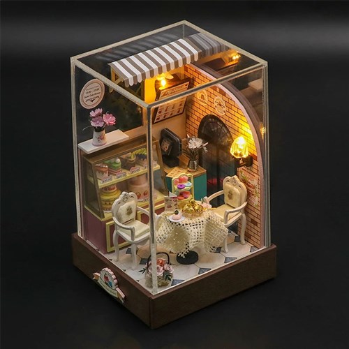 Miniature Wizardi Roombox Kit - Dessert Cafe