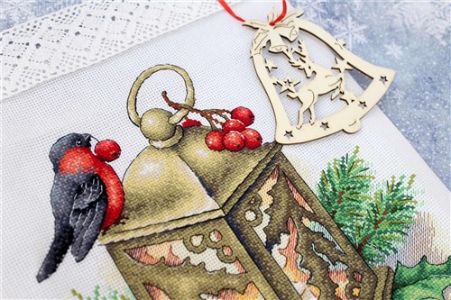 Winter Warmth HB-685 / SNV-685 Counted Cross Stitch Kit