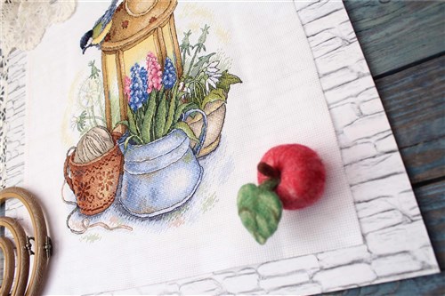 Spark of Spring HB-689 / SNV-689 Counted Cross Stitch Kit