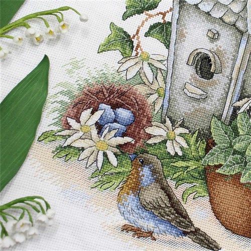 Summer Light HB-692 / SNV-692 Counted Cross Stitch Kit