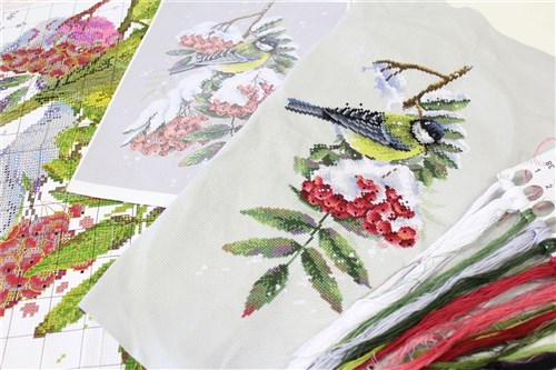 Bird on the Branch HB-726 / SNV-726 Counted Cross Stitch Kit