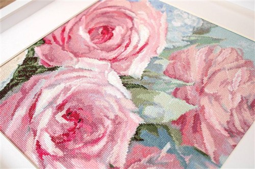 Counted Cross Stitch Kit Pale Pink Roses Leti928