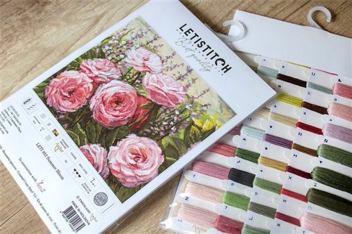 Counted Cross Stitch Kit Summer Bloom Leti952
