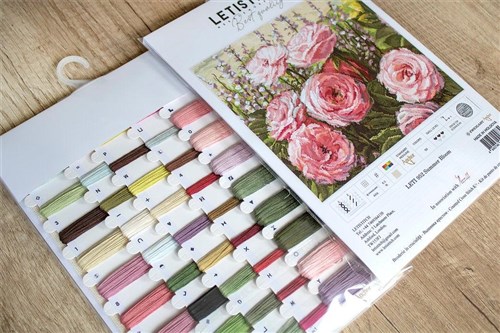 Counted Cross Stitch Kit Summer Bloom Leti952